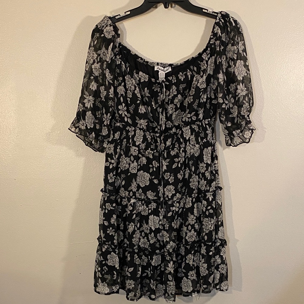 Charlotte Russe Black and White Floral Midi Dress